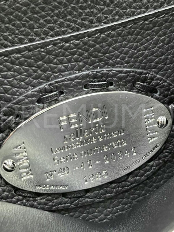 Fendi сумка PR469660 5