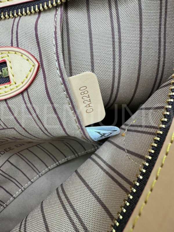 Louis Vuitton сумка PR782415 9