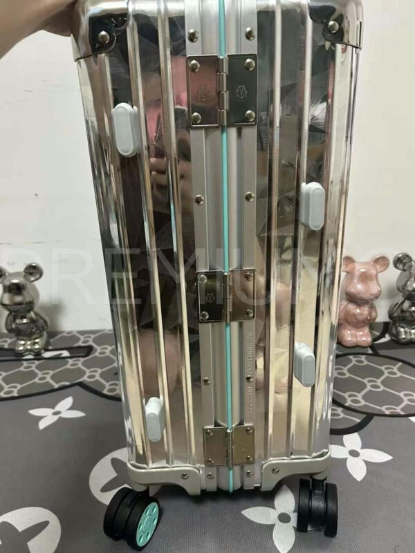 Tiffany & Co. х RIMOWA чемодан PR435004 12