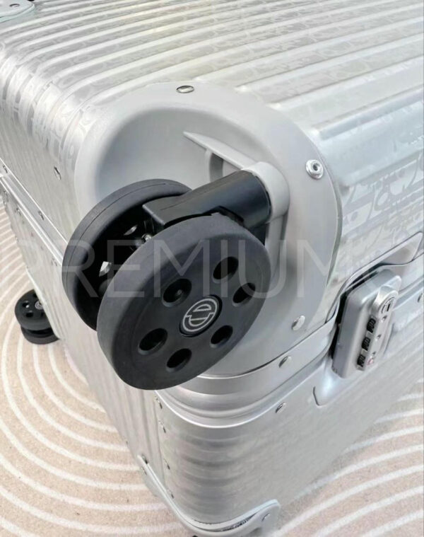Christian Dior х RIMOWA чемодан PR729667 3