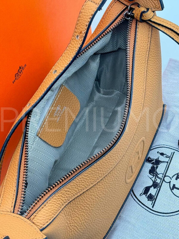 Hermes сумка PR618795 13