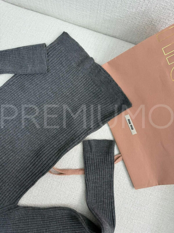 Miu miu лонгслив PR744430 4