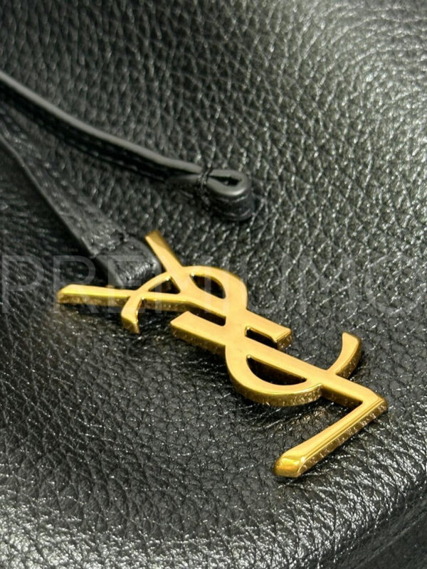 Yves Saint Laurent сумка PR903302 6