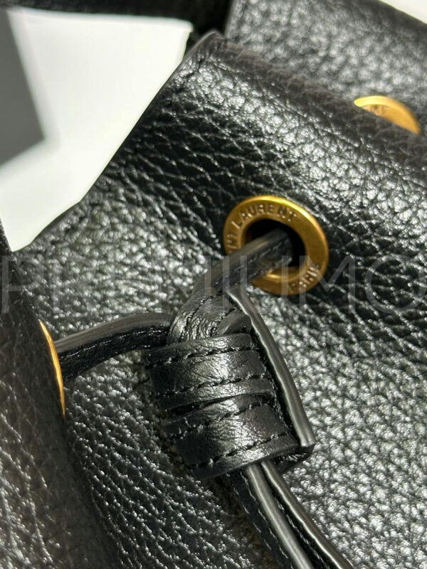 Yves Saint Laurent сумка PR903302 7
