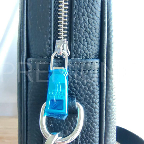 Prada портфель PR552881 4