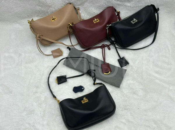 Balenciaga сумка PR555024 3