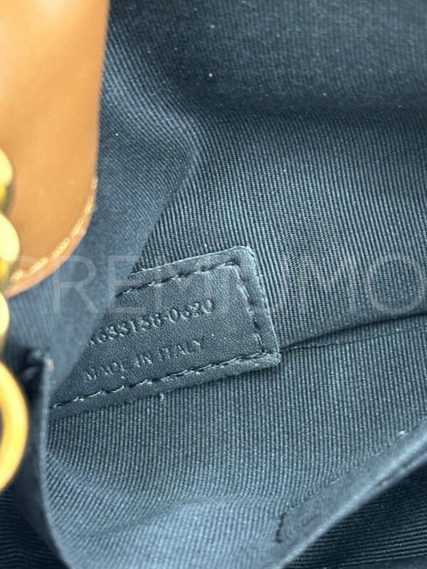 Yves Saint Laurent сумка PR806945 7