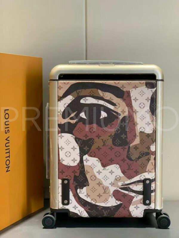Louis Vuitton чемодан PR552688 2