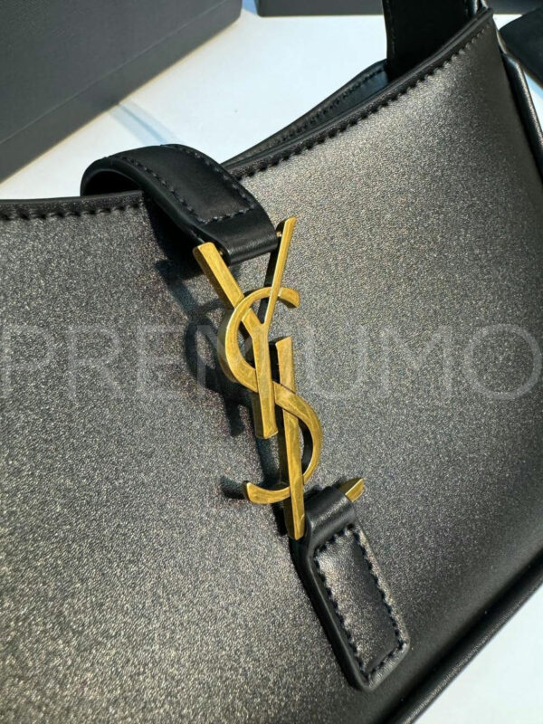 Yves Saint Laurent сумка PR685760 5