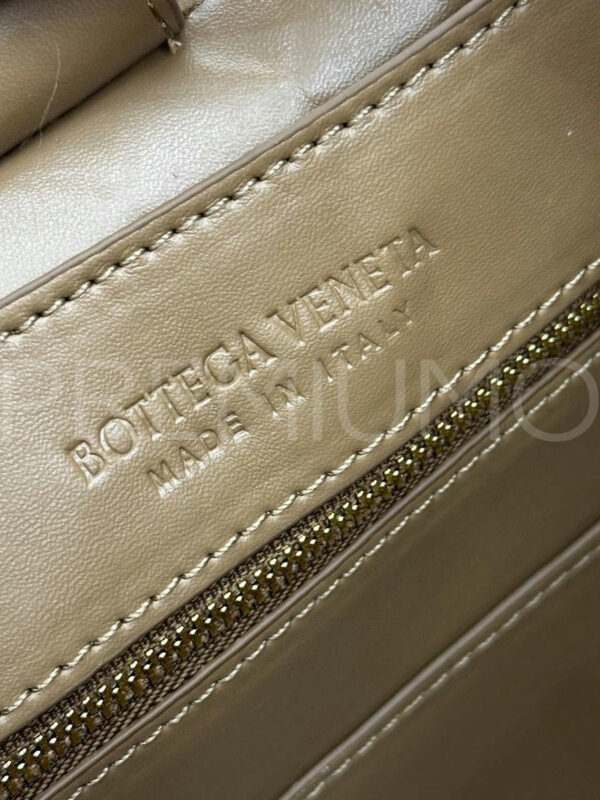 Bottega Veneta сумка PR999411 9