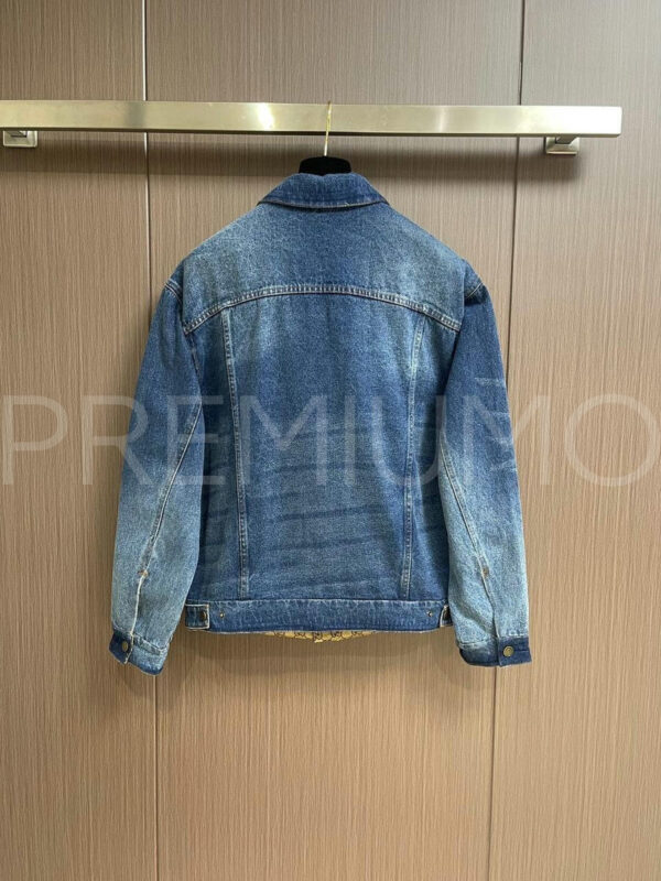 Gucci куртка PR795457 3