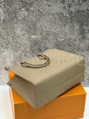 Louis Vuitton Onthego MM сумка PR252526 18