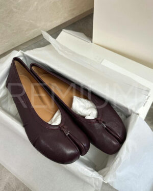 Maison Margiela модные балетки на лето PR847041
