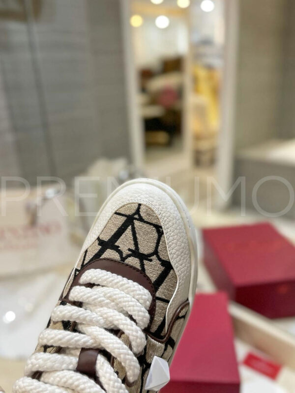 Valentino кроссовки PR121390 21