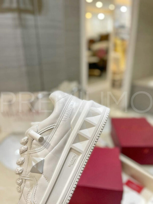 Valentino кроссовки PR824537 37