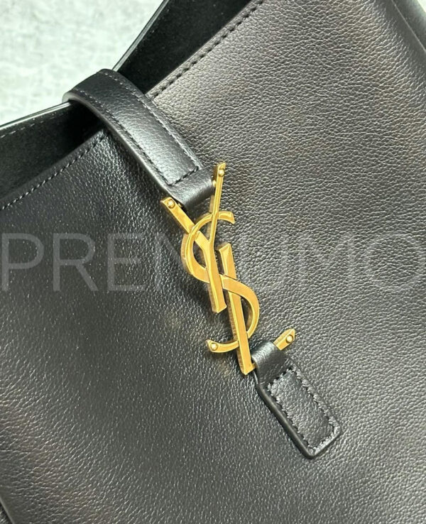 Yves Saint Laurent Le 5 à 7 сумка PR207929 10