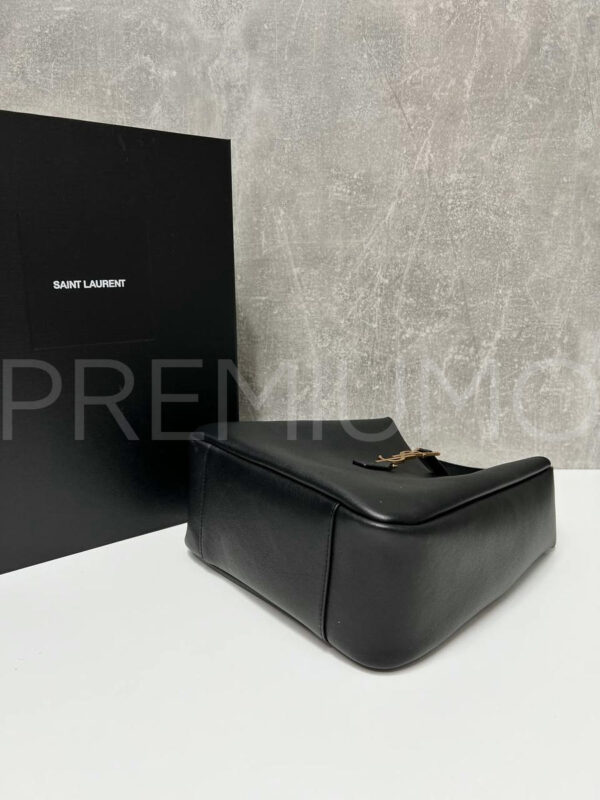 Yves Saint Laurent Le 5 à 7 сумка PR207929 33