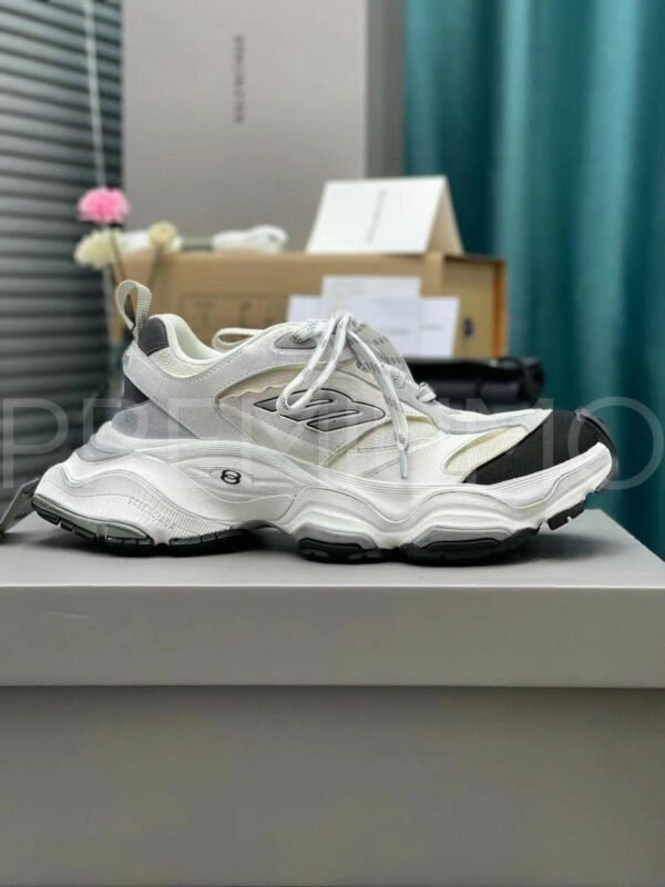 Balenciaga кроссовки PR548325 2