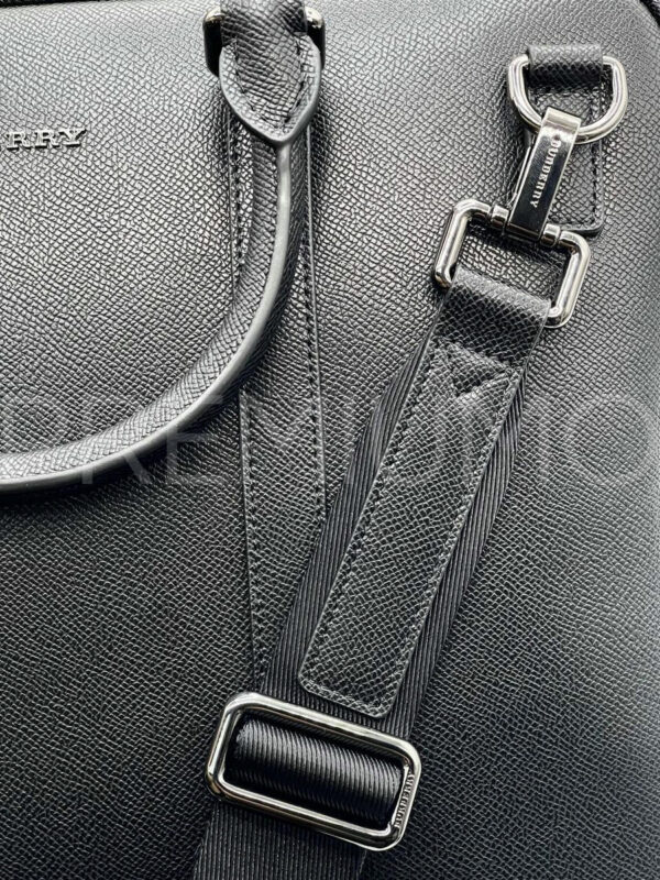 Burberry портфель PR484408 7