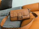 Fendi сумка PR840220 7