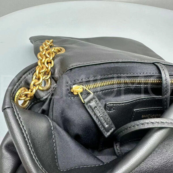 Yves Saint Laurent сумка PR957975 32