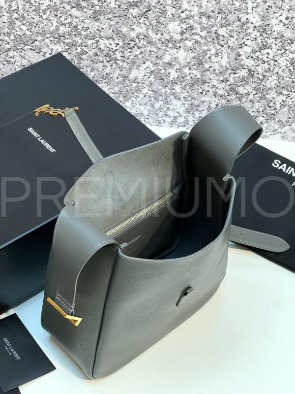 Yves Saint Laurent сумка PR740833 4