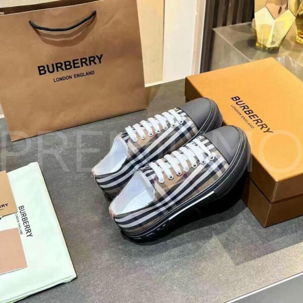 Burberry кеды PR954019 4