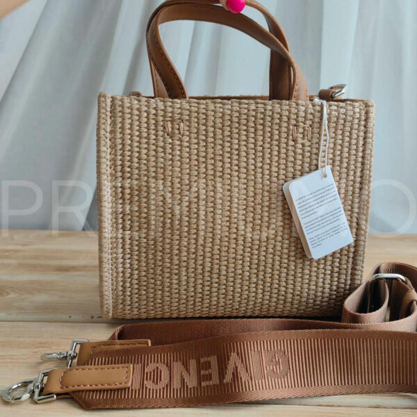 Givenchy сумка PR682268 3