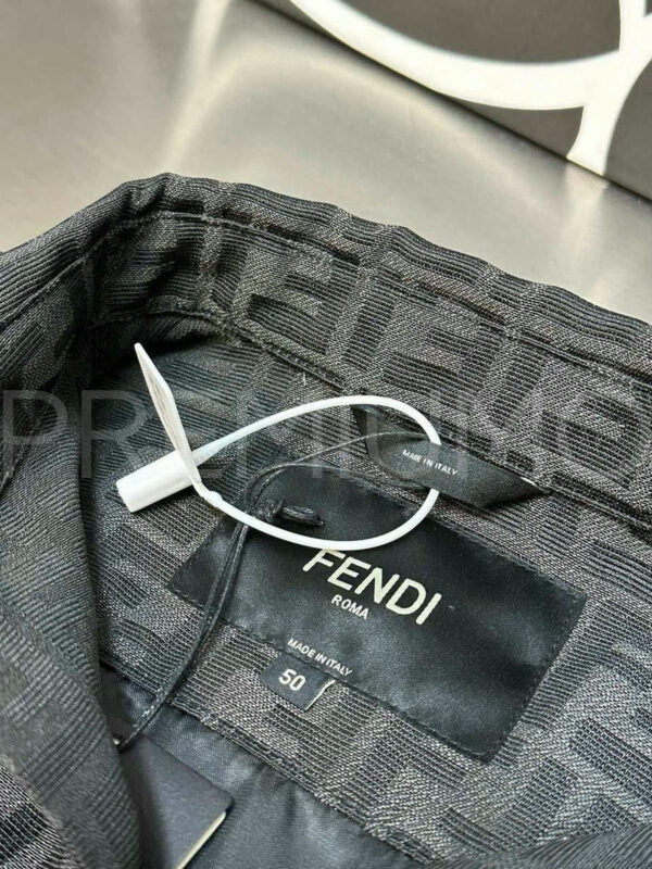 Fendi куртка PR677201 5