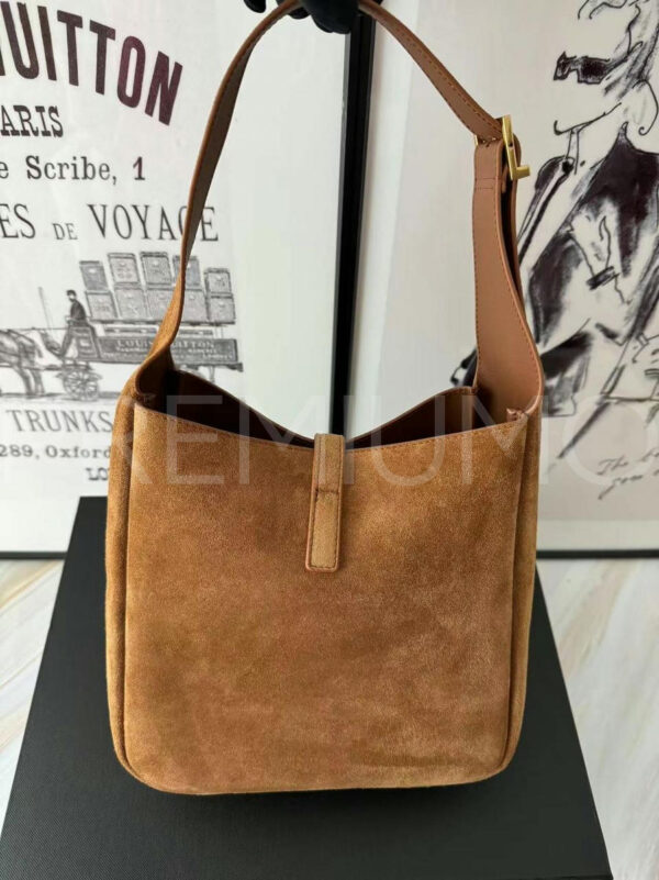 Yves Saint Laurent сумка PR472211 5