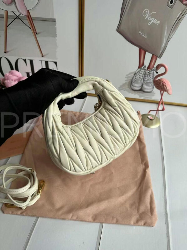 Miu Miu сумка PR605775 5