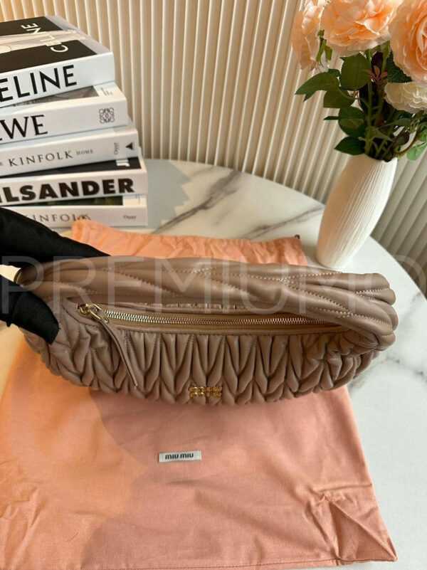 Miu Miu сумка PR343567 9