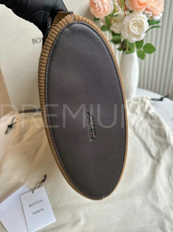 Bottega Veneta сумка PR552891 9