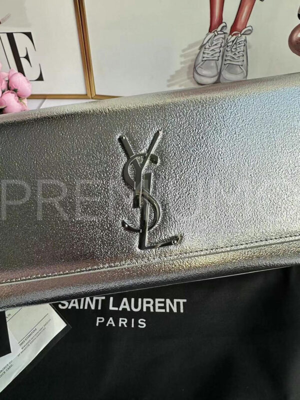Yves Saint Laurent сумка PR938937 7