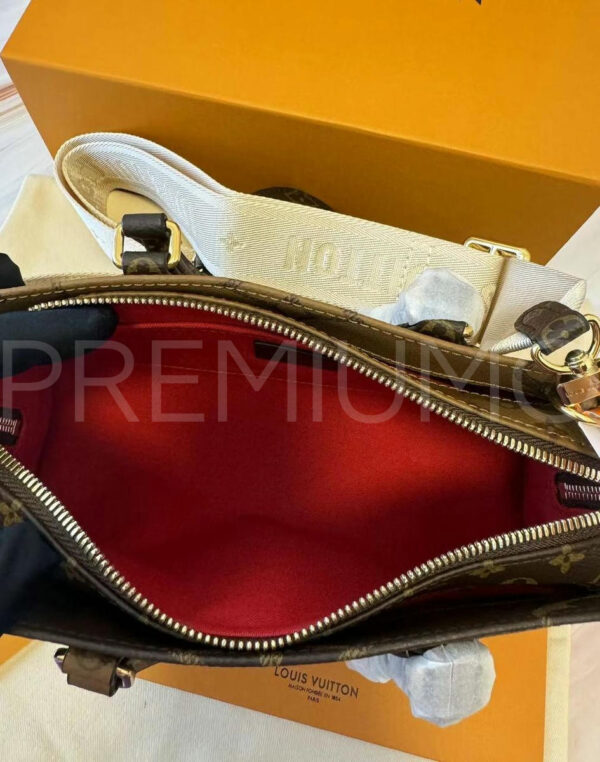 Louis Vuitton On The Go East West сумка PR626746 6