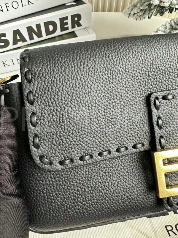 Fendi сумка PR328949 4