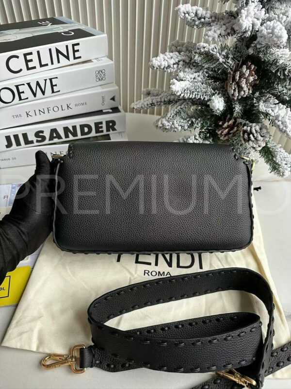 Fendi сумка PR328949 3