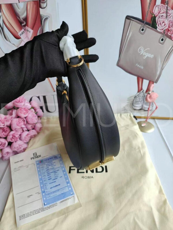 Fendi сумка PR977761 4