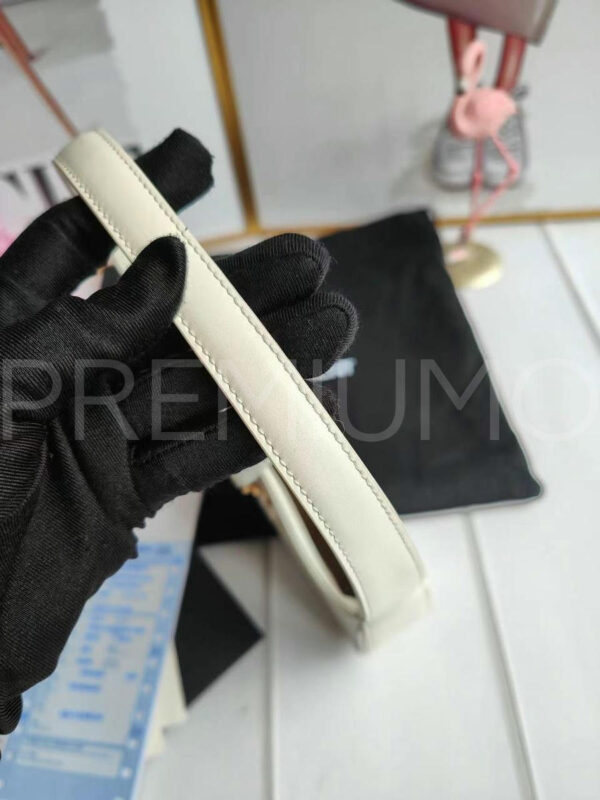 Yves Saint Laurent сумка PR778573 6
