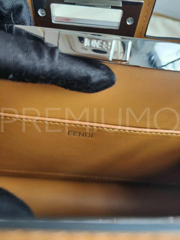 Fendi сумка PR672638 9