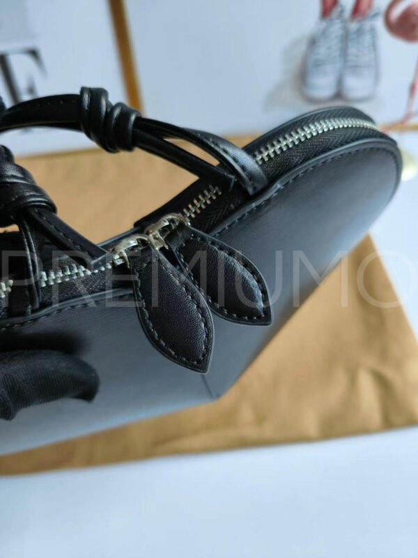 Alaia сумка PR830634 18