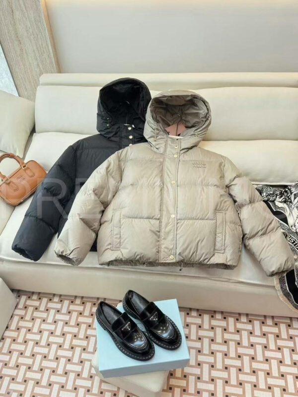Miu miu пуховик PR839438 12