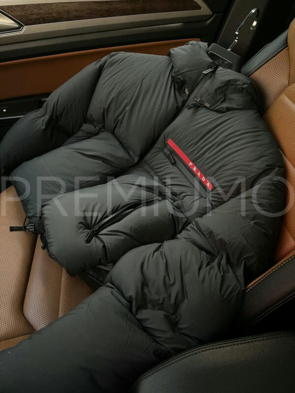 Prada пуховик PR128362