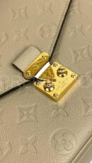 Louis Vuitton Pochette Metis сумка PR2195YF 34
