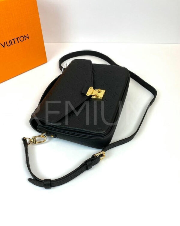 Louis Vuitton Pochette Metis сумка PR404962 19
