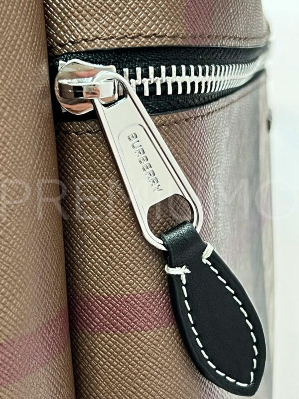 Burberry рюкзак PR568292 14