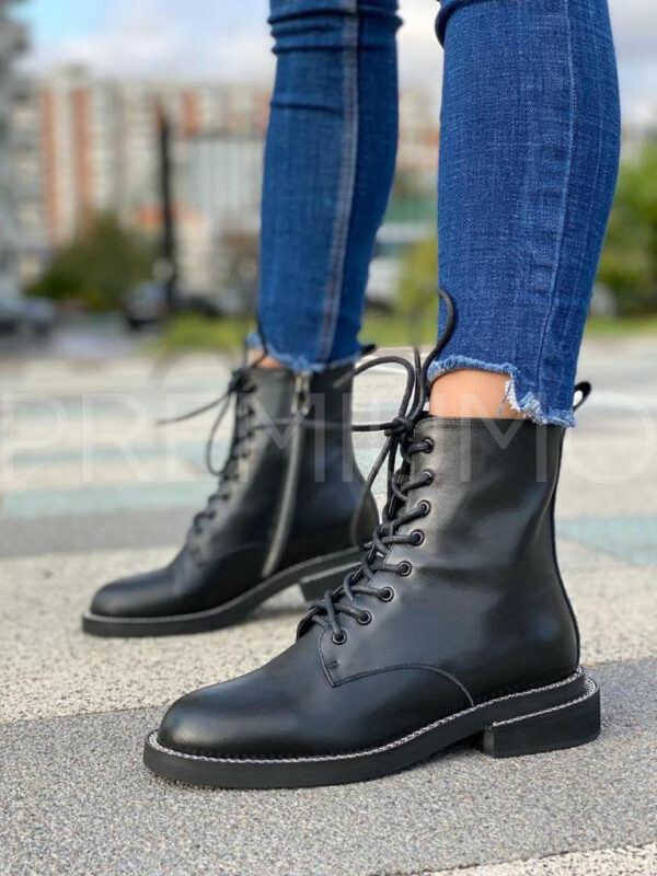 Givenchy ботинки PR664174 2