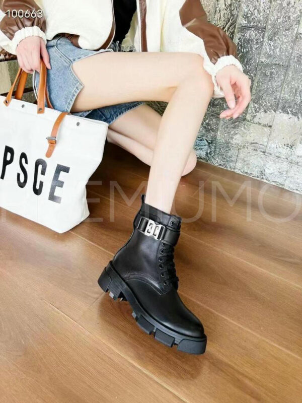 Givenchy ботинки PR824159 6