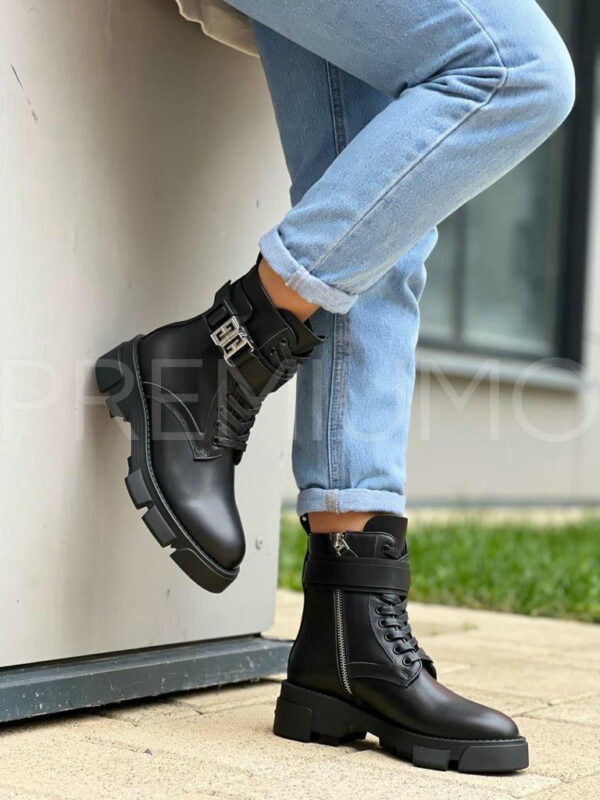 Givenchy ботинки PR824159 5