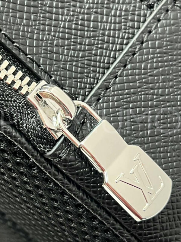 Louis Vuitton Adrian рюкзак PR628792 13